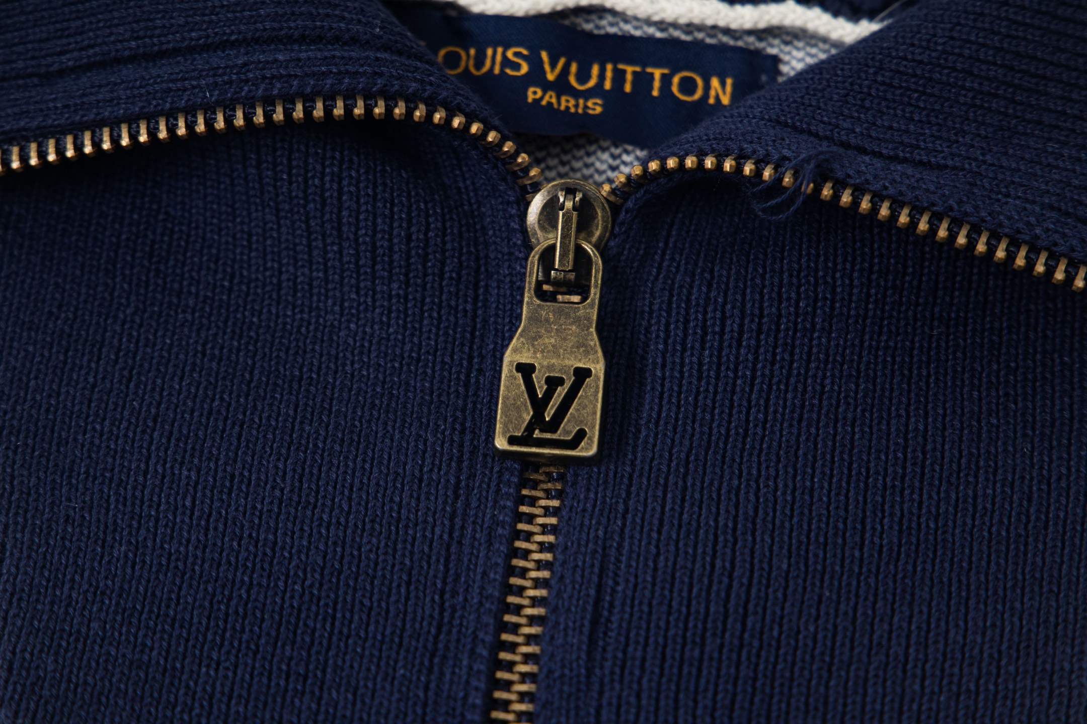 【LOUIS VUITTON旗艦店】ルイヴィトン ジャケット 、ご好評に付き再入荷！