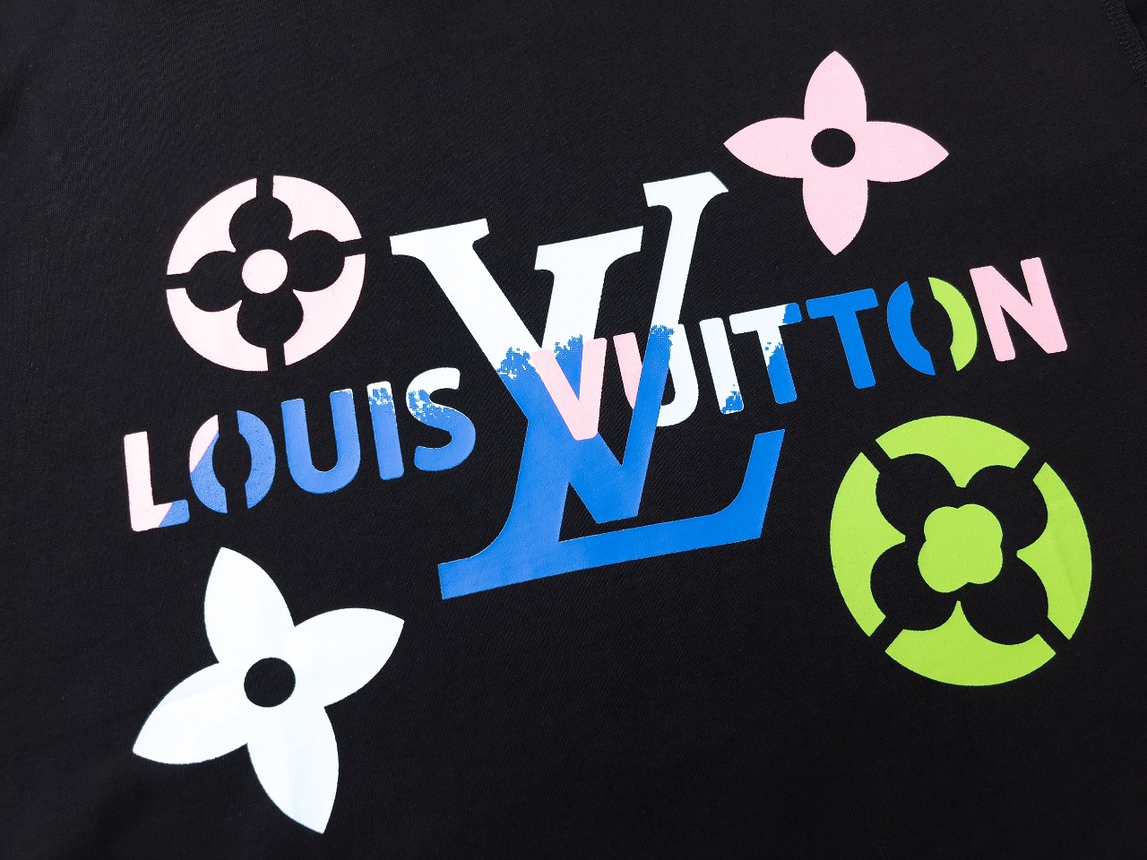 【LOUIS VUITTON】ルイヴィトン 半袖Tシャツ 男女兼用、ご好評に付き再入荷！