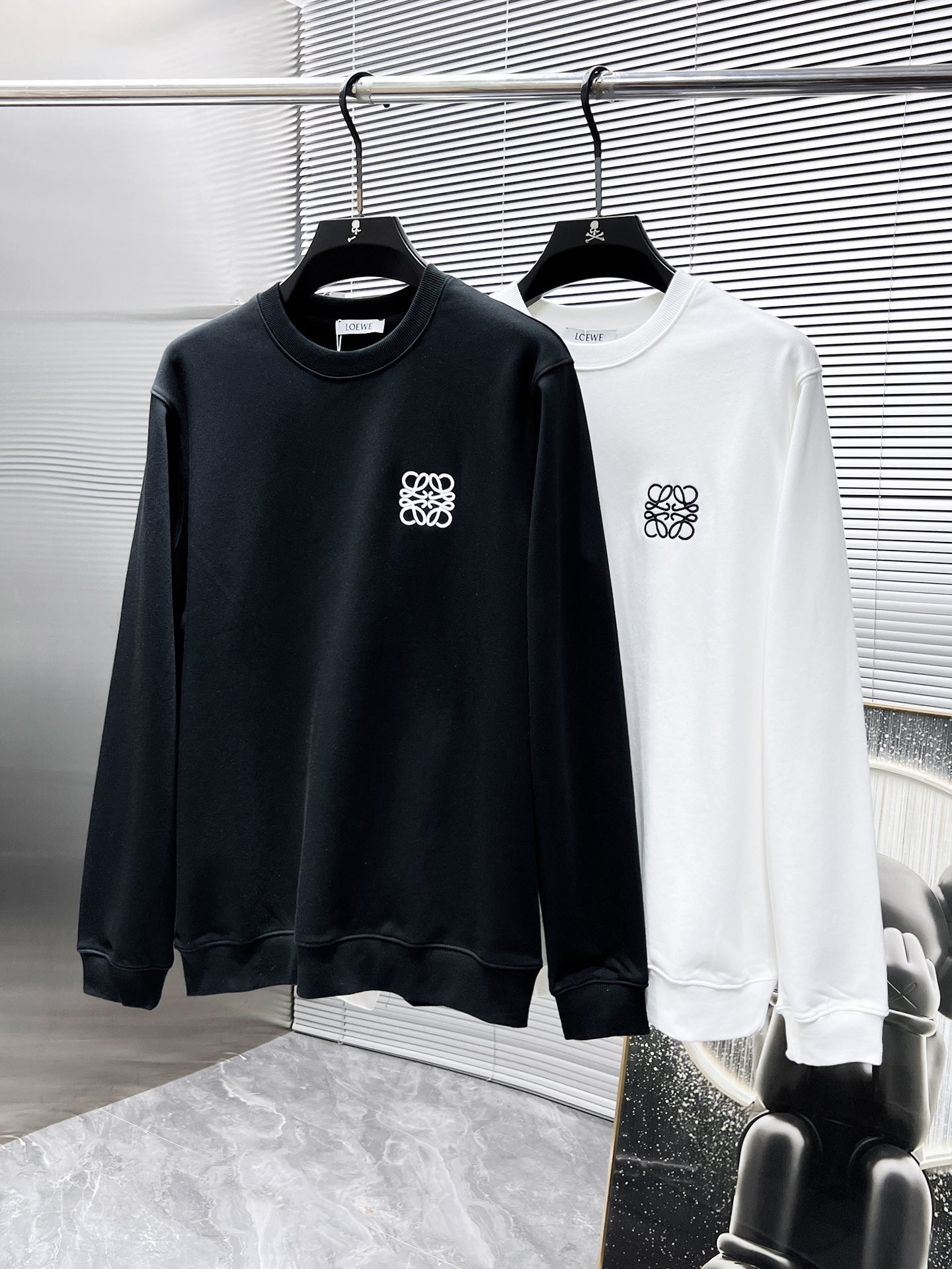 【LOEWE公式 旗艦店】トレーナー 長袖 即日出荷 ご好評に付き再入荷-BRAND OFF