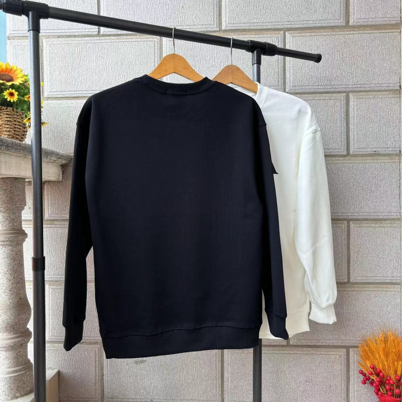 【Prada旗艦店】( プラダ ) トレーナー 長袖 男女兼用 ご好評に付き再入荷！-BRAND OFF