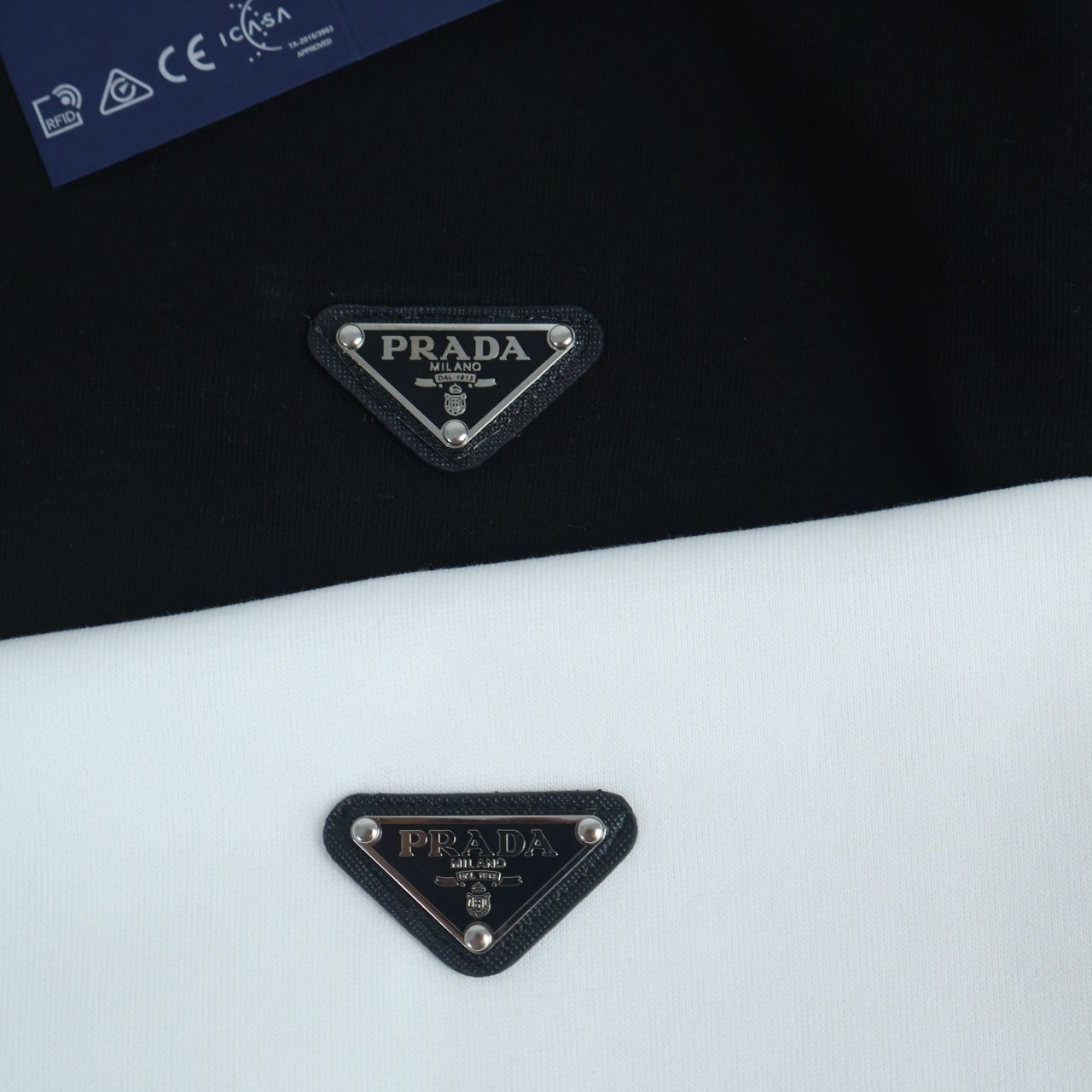 【Prada旗艦店】( プラダ ) トレーナー 長袖 男女兼用 ご好評に付き再入荷！