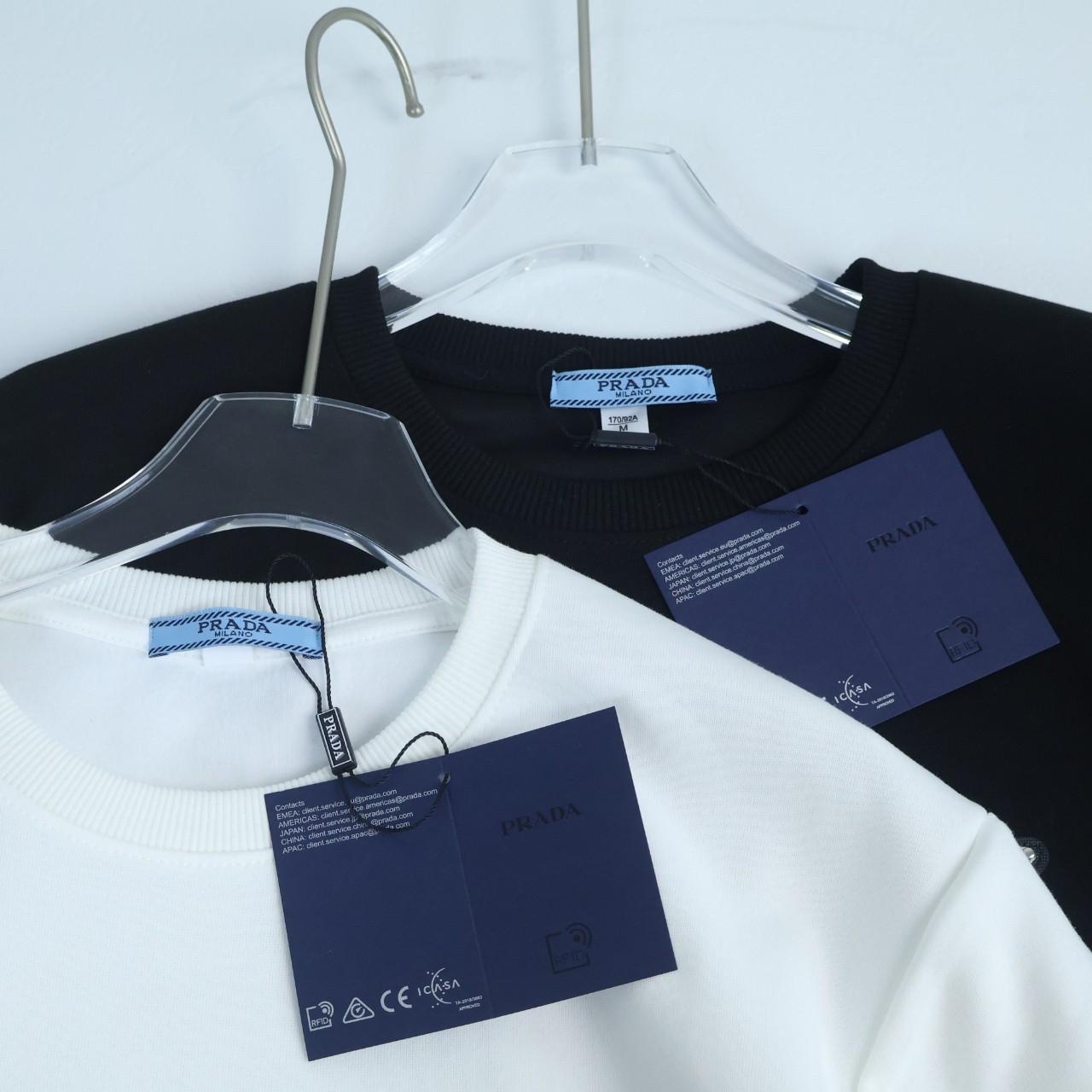 【Prada旗艦店】( プラダ ) トレーナー 長袖 男女兼用 ご好評に付き再入荷！