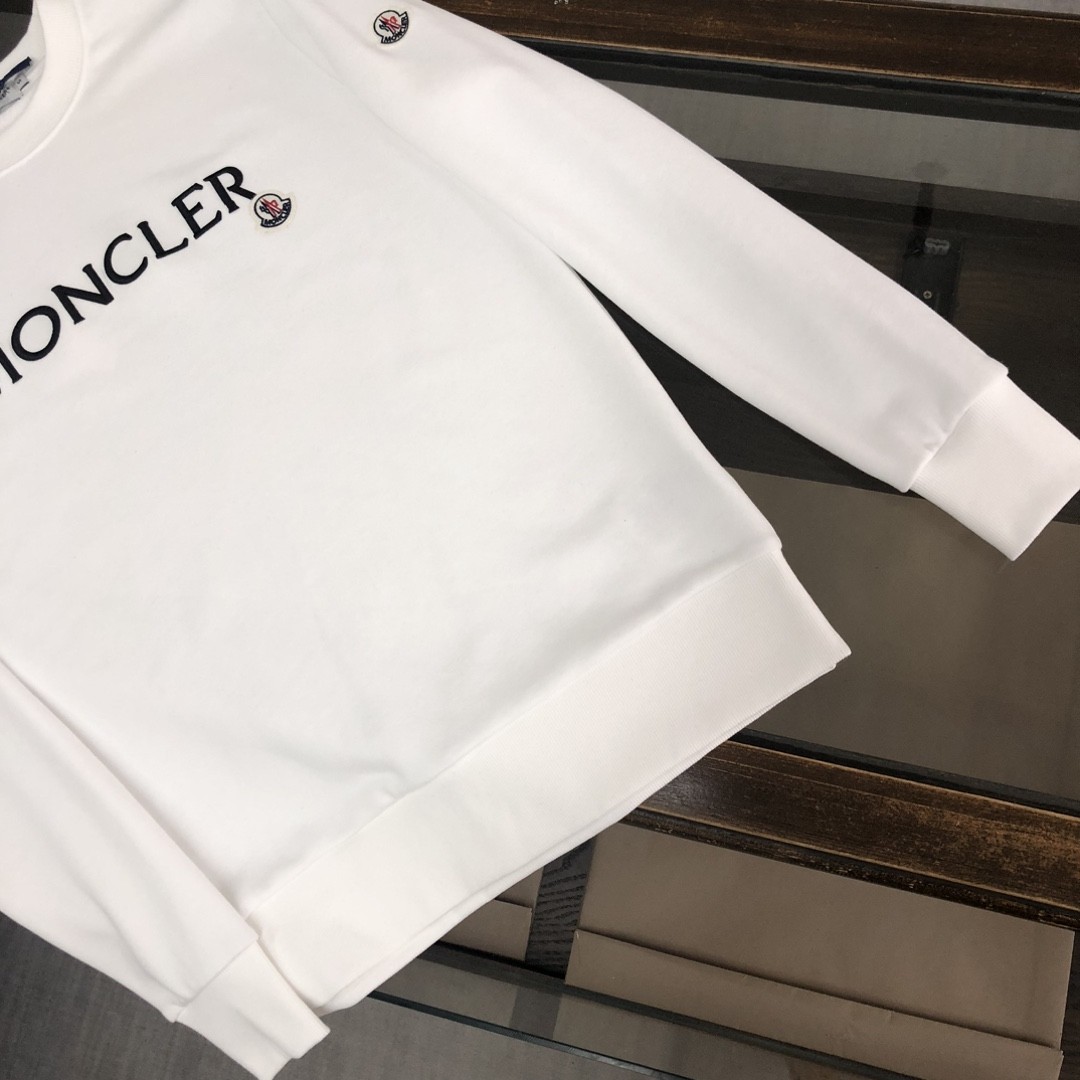 【MONCLER旗艦店】（モンクレール）トレーナー 長袖 ご好評に付き再入荷！-BRAND OFF
