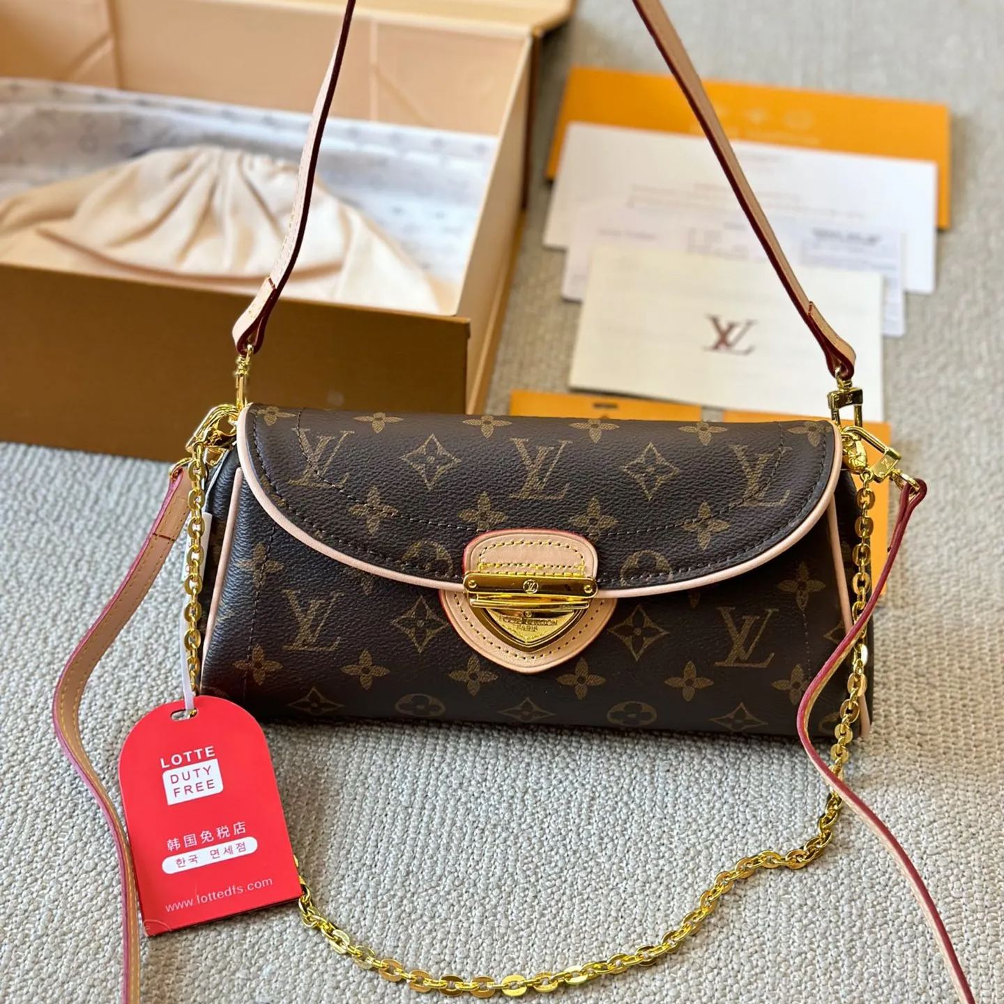 ☆Louis Vuitton☆ ゴールドシールド脇包-BRAND OFF