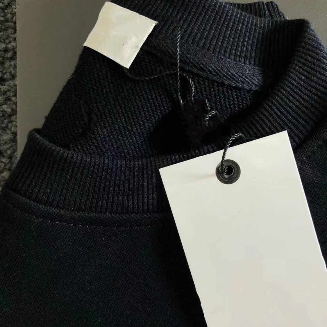 【MONCLER旗艦店】（モンクレール）トレーナー 長袖 ご好評に付き再入荷！-BRAND OFF