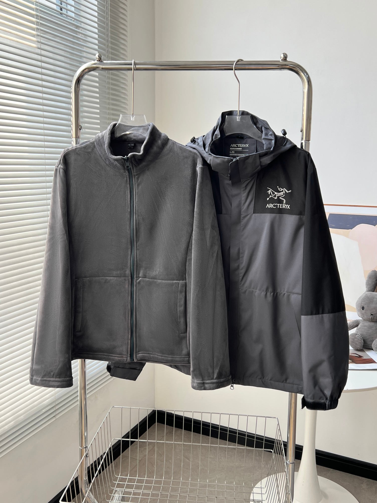 【ARC'TERYX旗艦店】保温ジャケット 男女兼用 ご好評に付き再入荷！-BRAND OFF