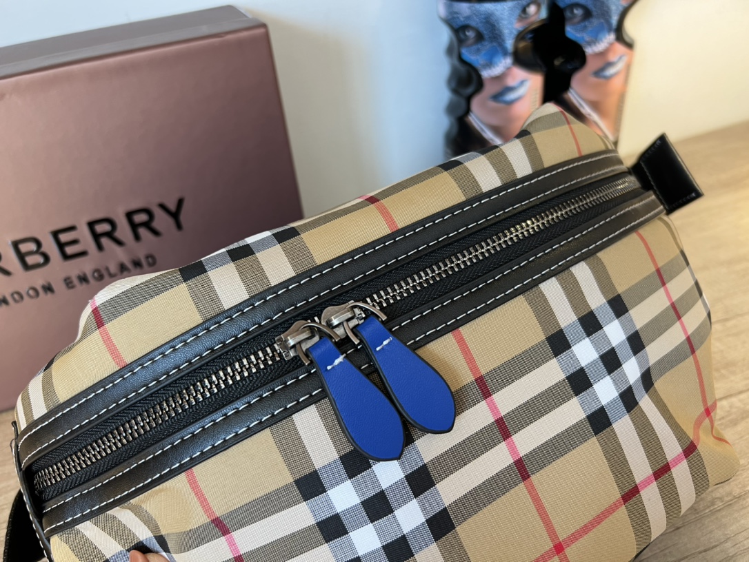 【BUREERRY公式 旗艦店】（バーバリー） ウエストポーチ 28cmX16cm-BRAND OFF