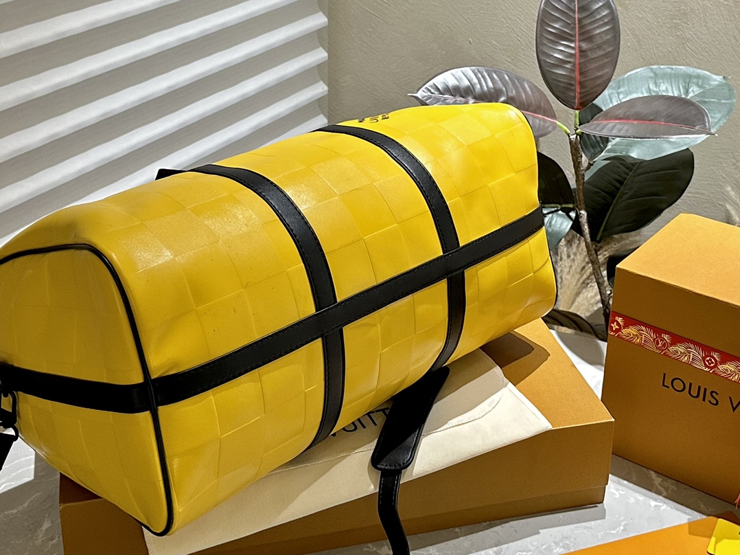 【LOUIS VUITTON】キーポルトラベルバッグ-BRAND OFF