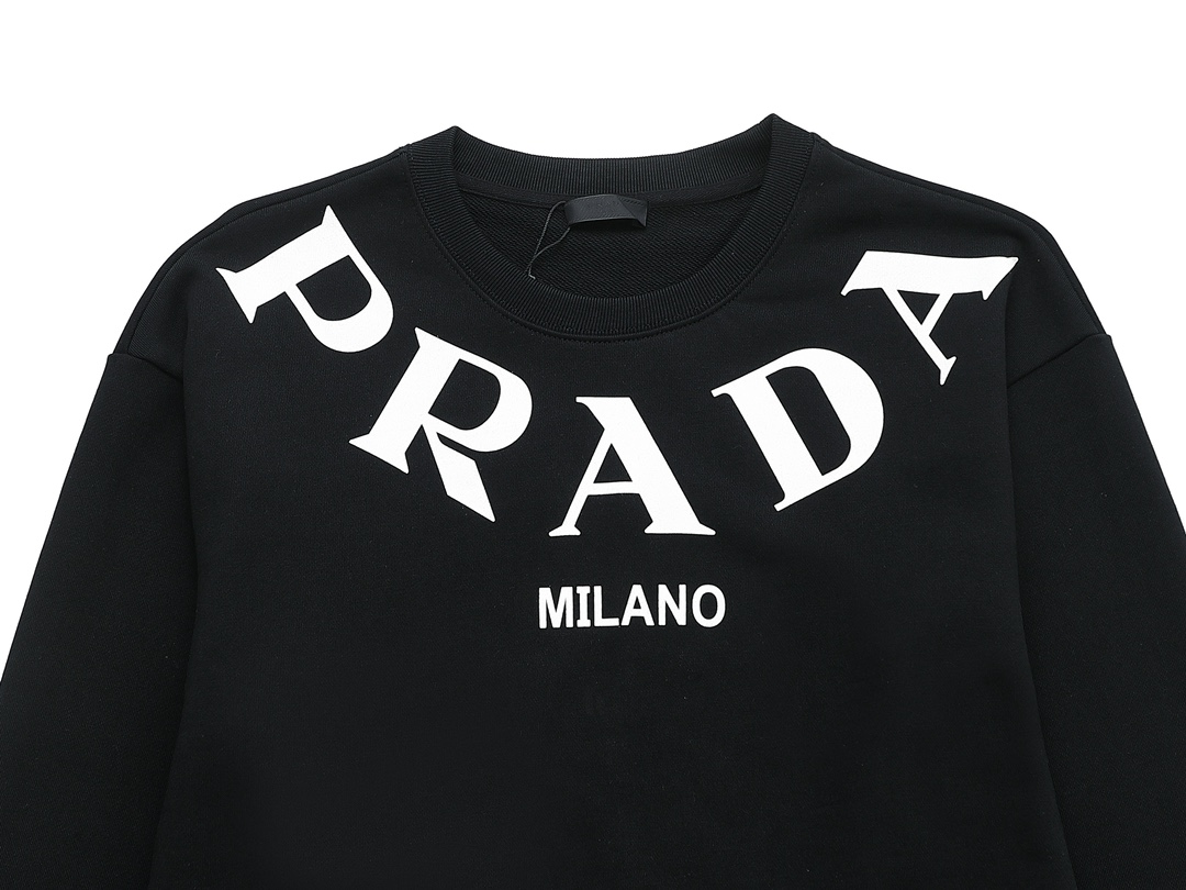【Prada】( プラダ ) トレーナー 長袖 男女兼用、ご好評に付き再入荷！-BRAND OFF