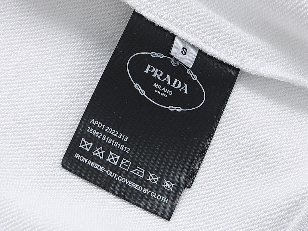 【Prada】( プラダ ) トレーナー 長袖 男女兼用、ご好評に付き再入荷！-BRAND OFF