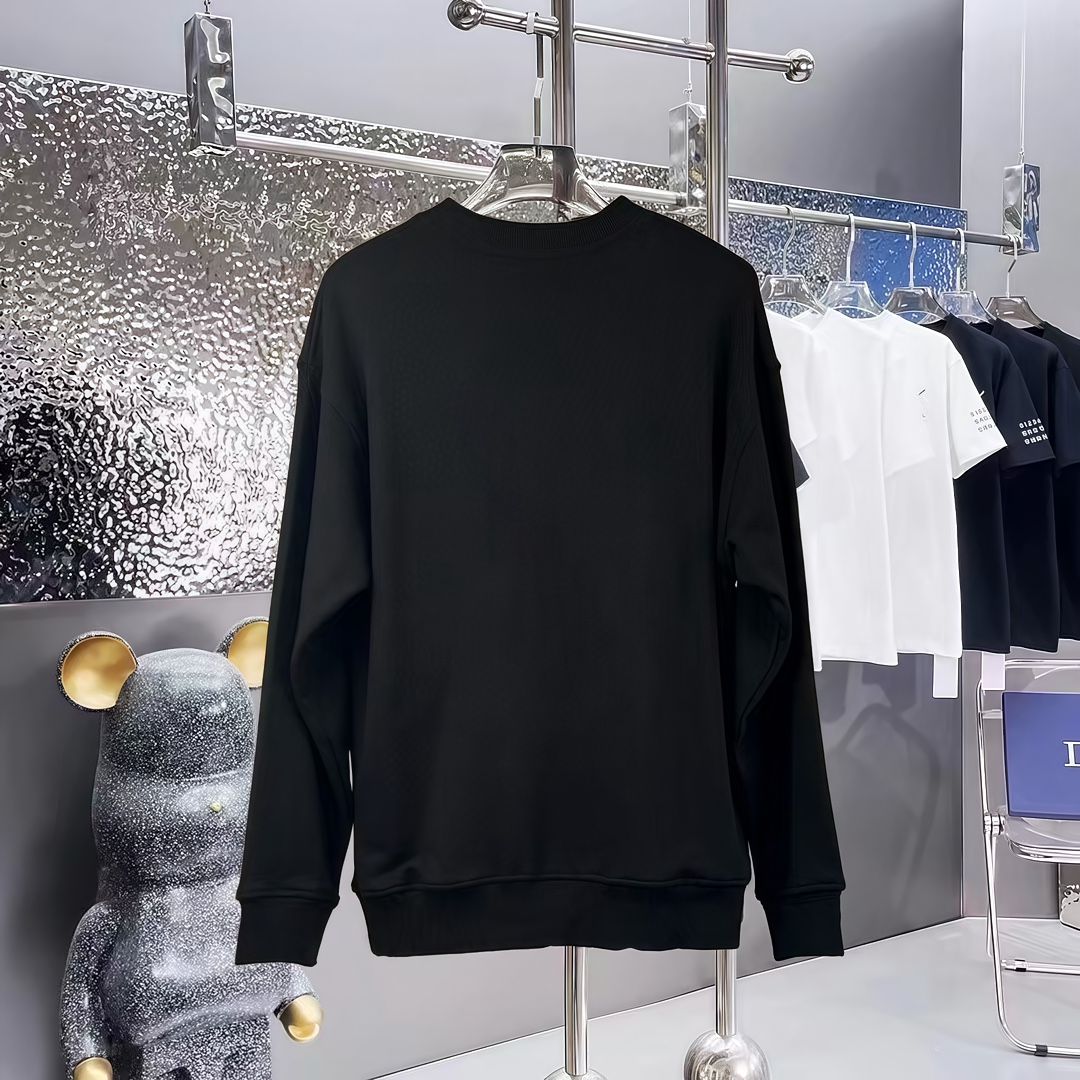【FENDI旗艦店】フェンディ トレーナー 長袖 ご好評に付き再入荷！-BRAND OFF