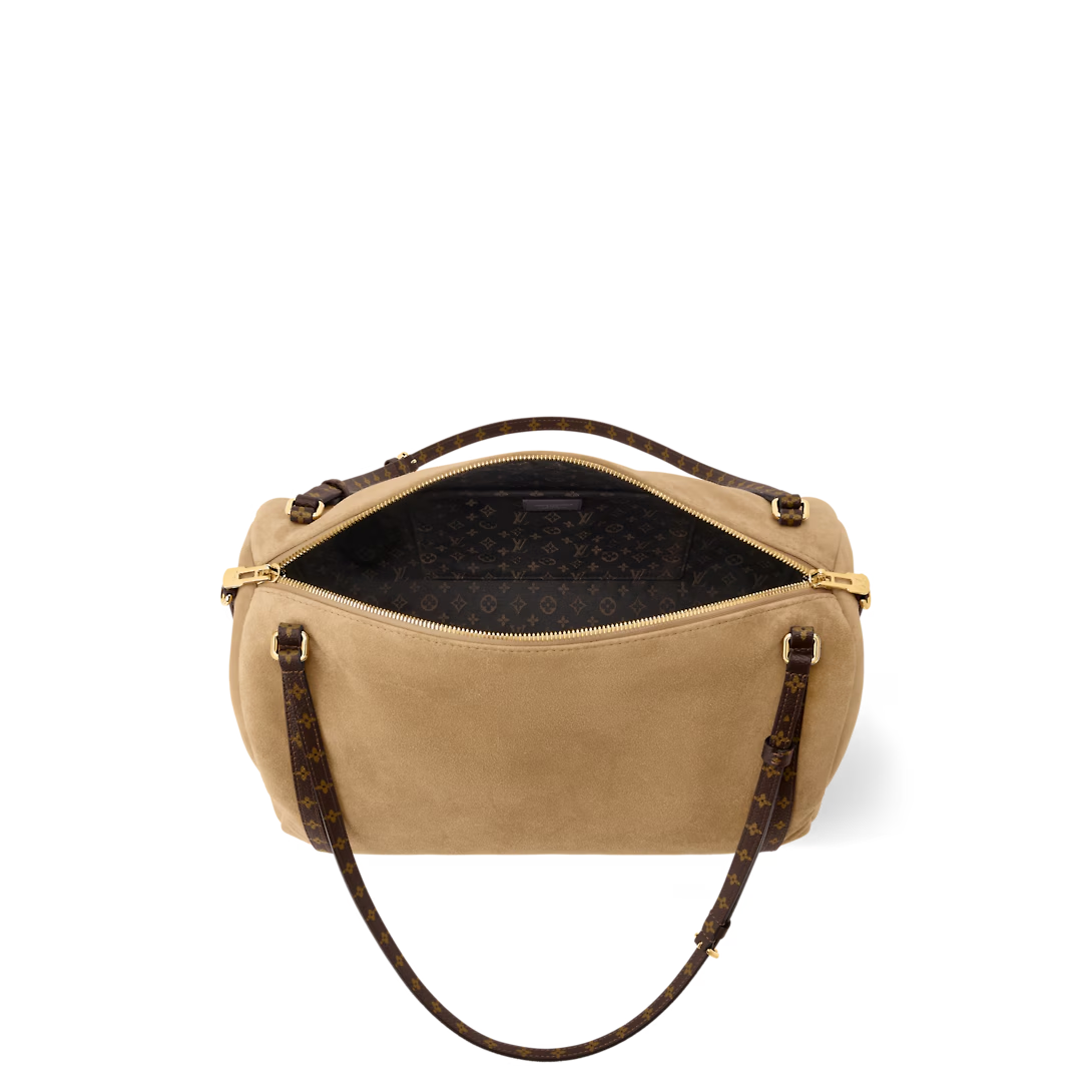 【Louis Vuitton】通勤から旅まで✨秋冬コーデの必須アイテム！大人気エクスプレスMM❤