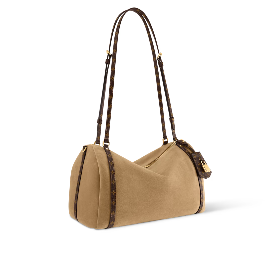【Louis Vuitton】通勤から旅まで✨秋冬コーデの必須アイテム！大人気エクスプレスMM❤