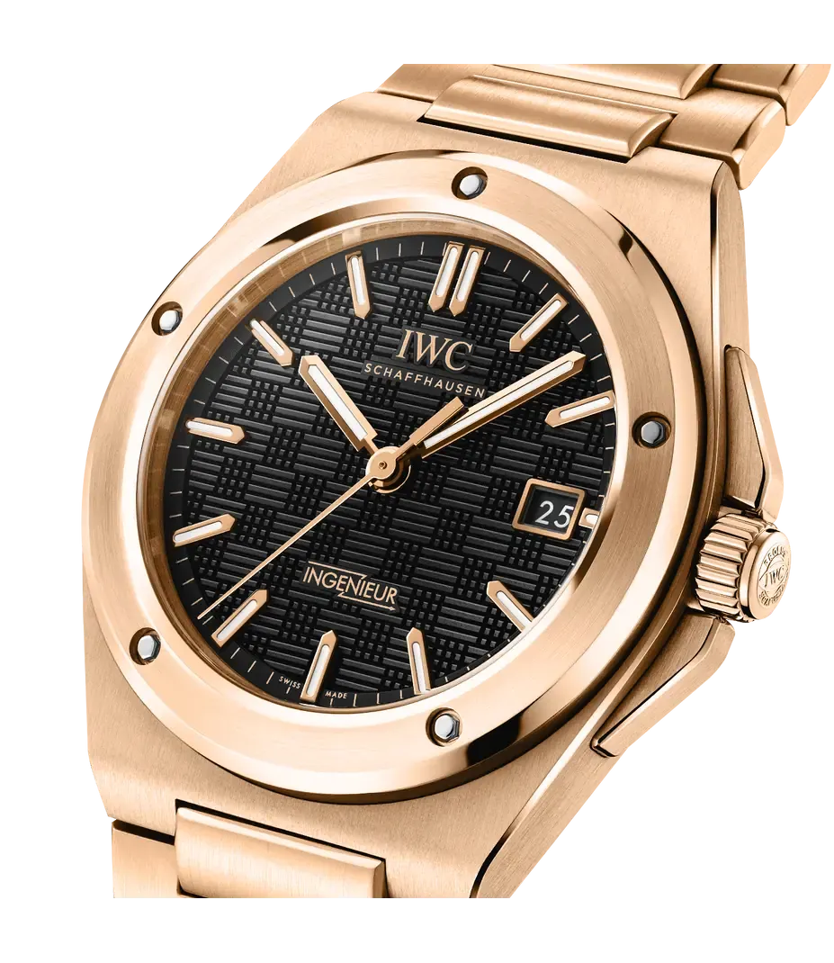 IWCインヂュニア・オートマティック 40、40 mm、18Kレッドゴールド、モデルIW328702