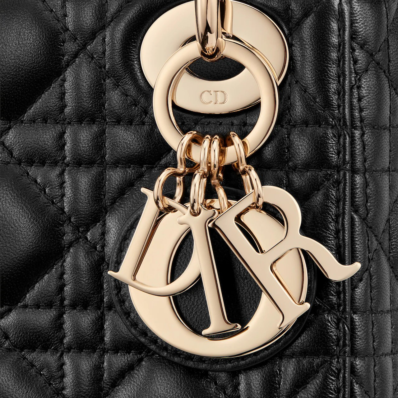 【Dior】Lady Dior バッグ ミニ