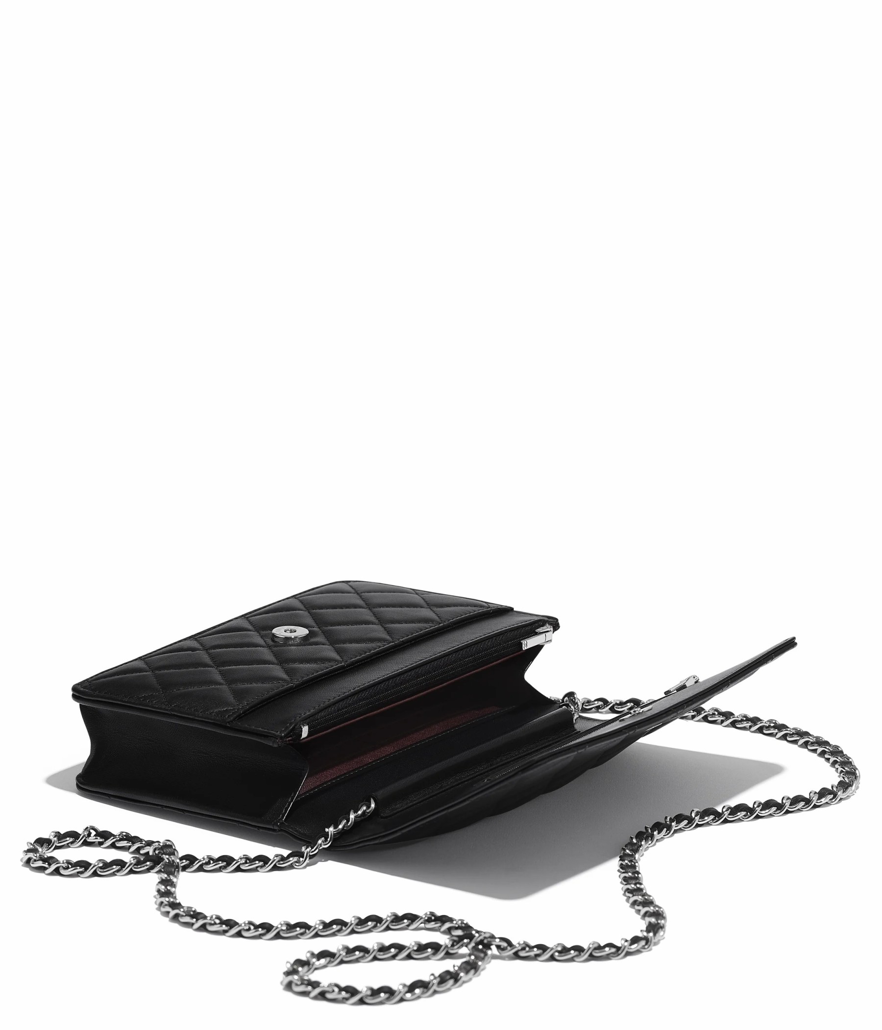 【定番の大人気♥】Chanel クラシック チェーンウォレット