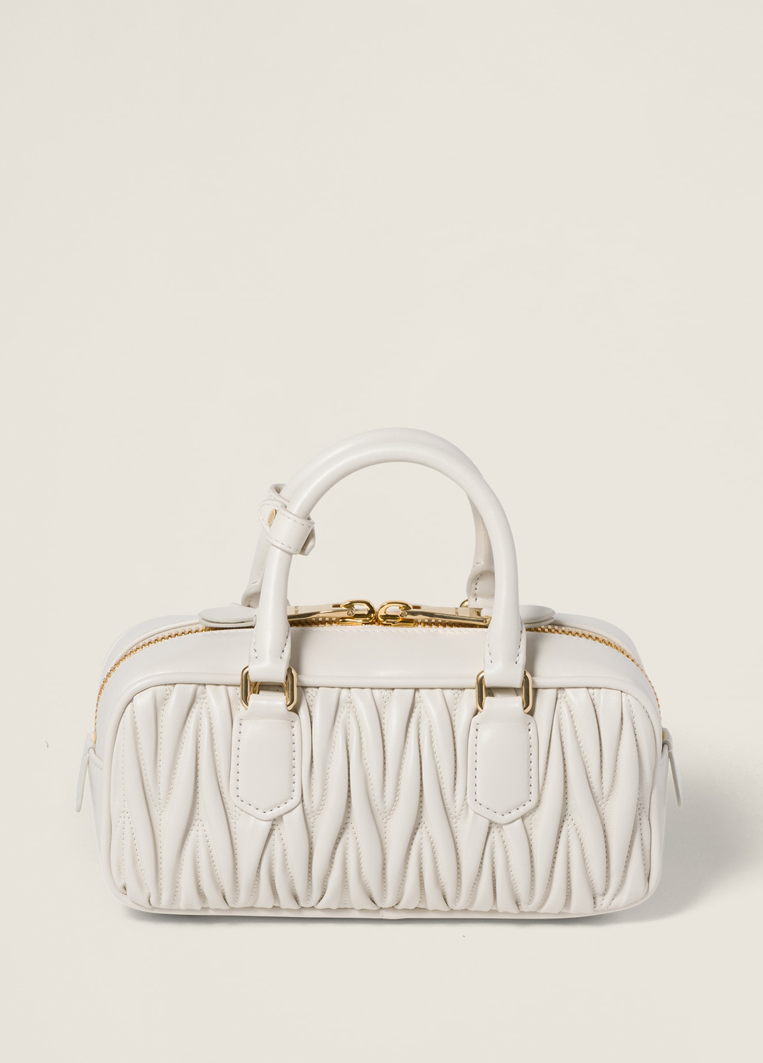 MIUMIU アルカディ マテラッセレザー バッグ