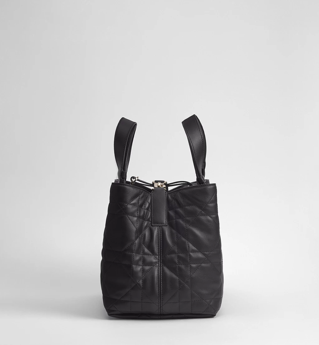 【ディオール】トゥジュール ハンドバッグ👜オールシーズン使える上品な定番バッグ✨人気急上昇中↑↑