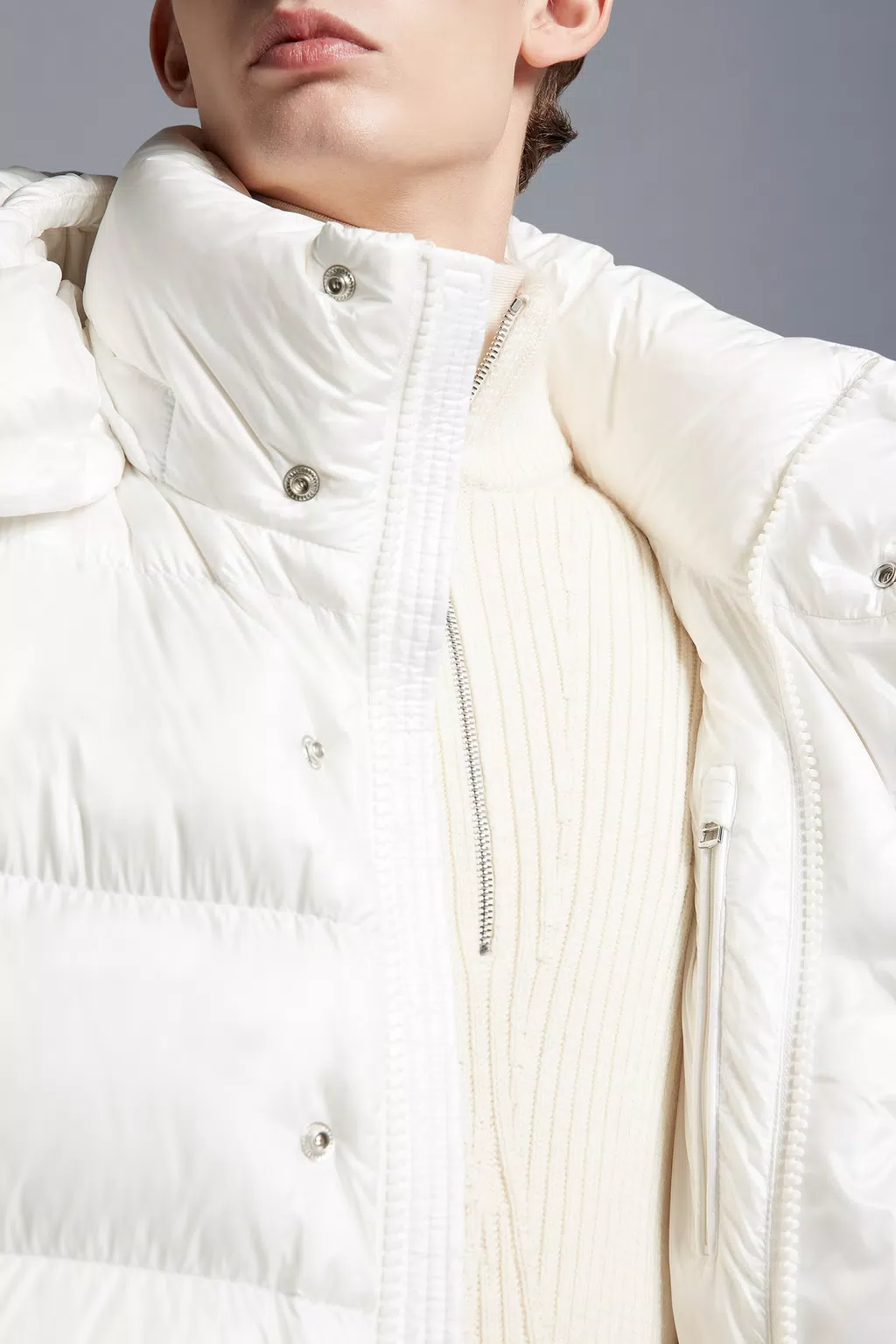 【70周年記念モデル】Moncler Maya 70ダウンジャケット
