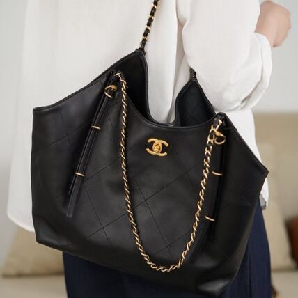 【CHANEL】洗練された雰囲気のトートバッグ どんなスタイルにも自然に馴染む万能バッグ🎉G-DragonのスタイルCHANEL25s tote🎈
