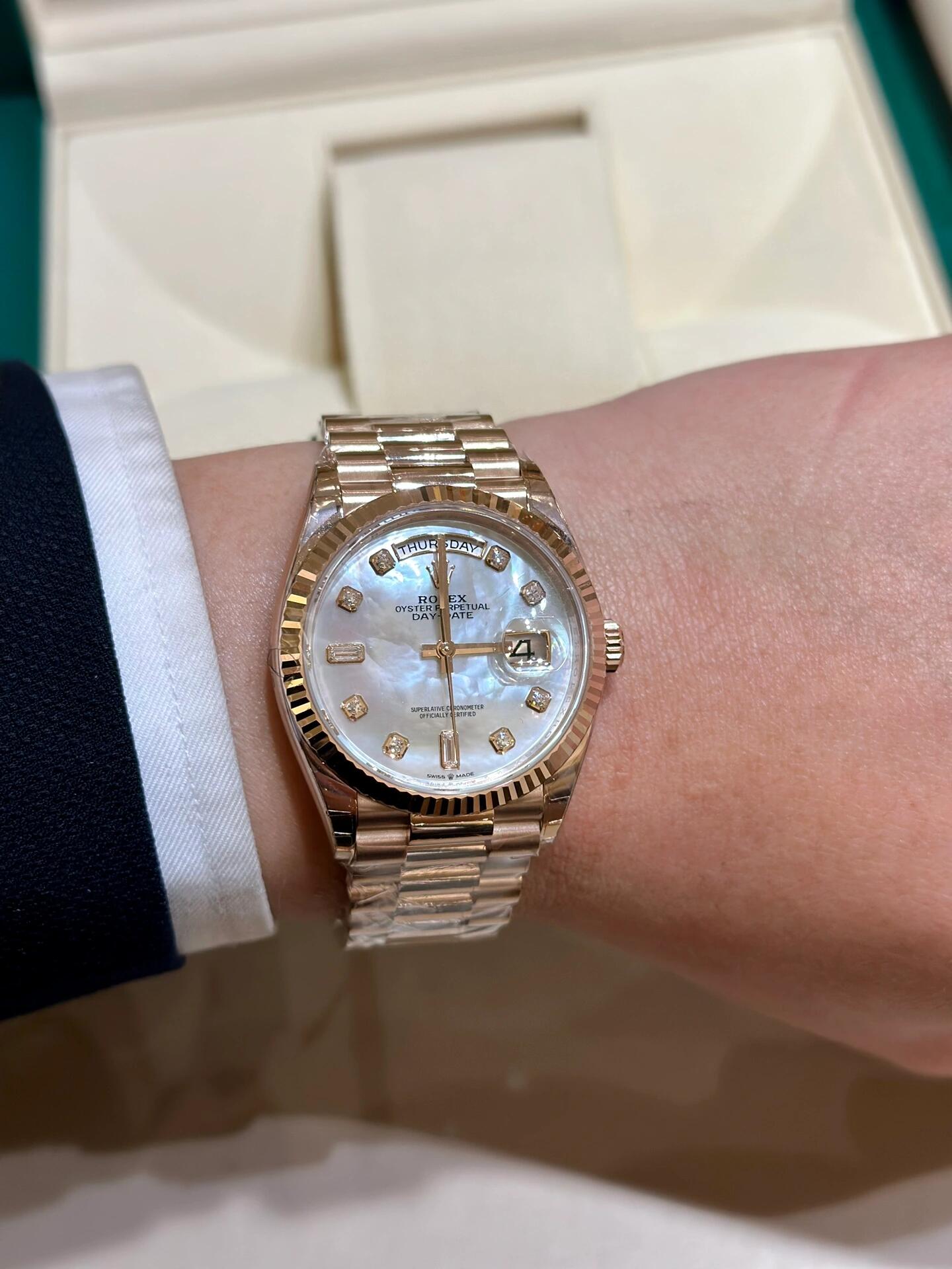 【人気モデル】ロレックス デイデイト 36mm メンズ腕時計