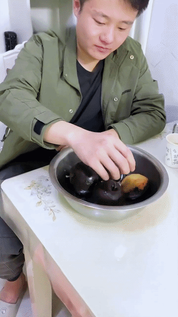 dd9840d885dde5984baa4f8703132e37.gif
