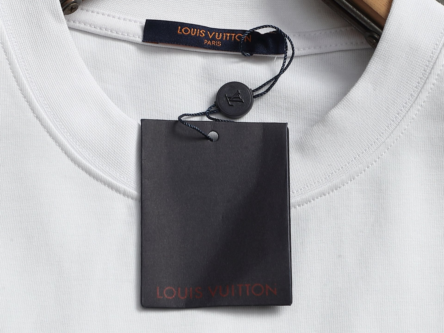 【LOUIS VUITTON】プリント長袖 T シャツ