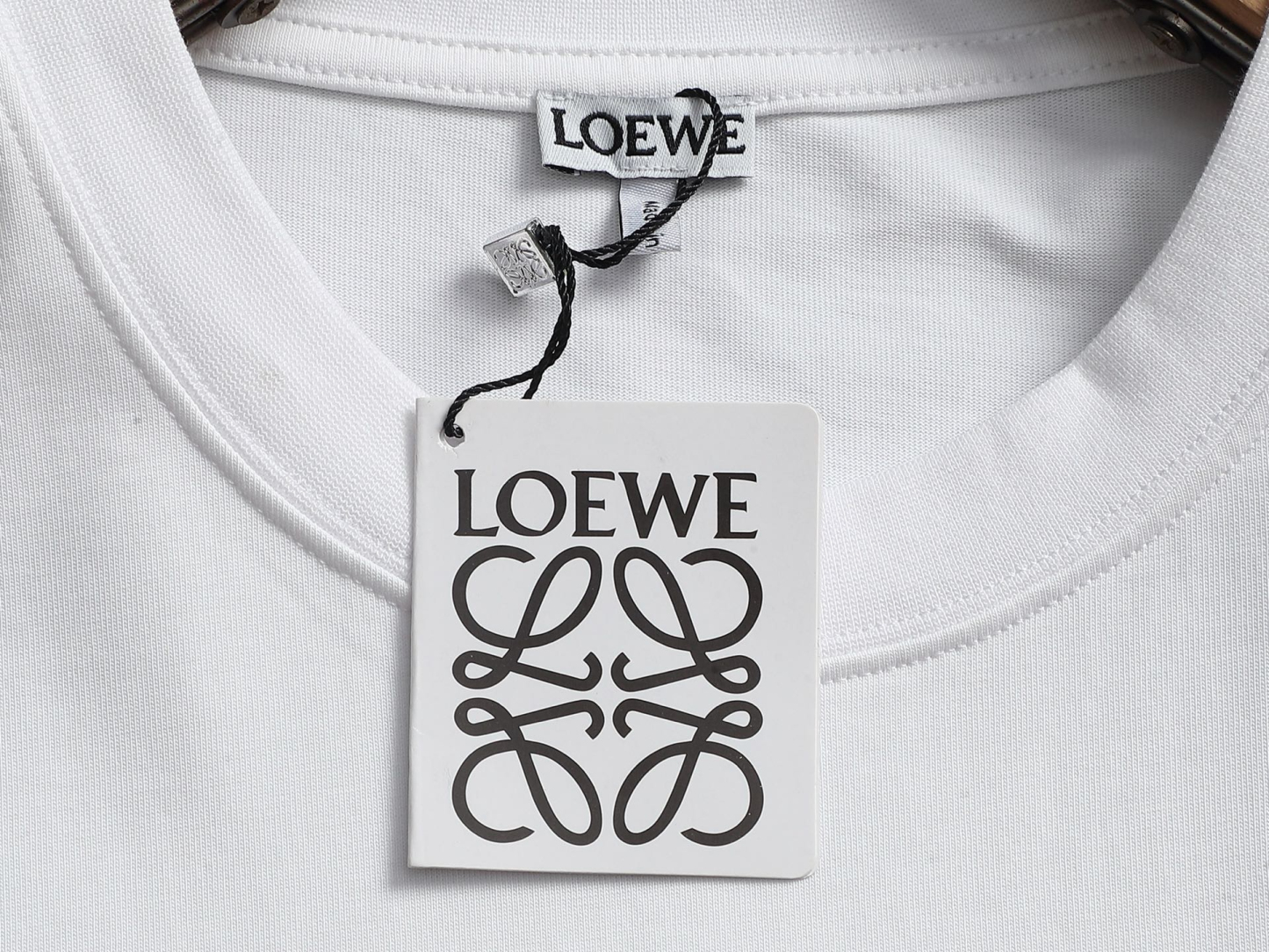 【LOEWE】刺繍長袖 T シャツ
