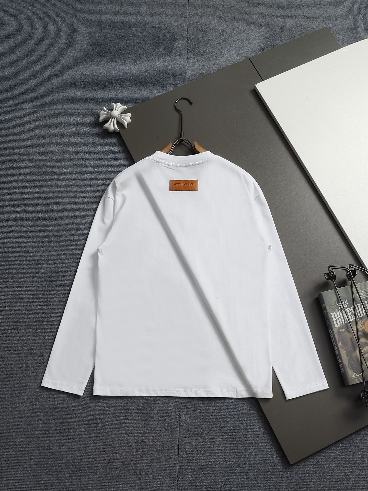 【LOUIS VUITTON】長袖 T シャツ
