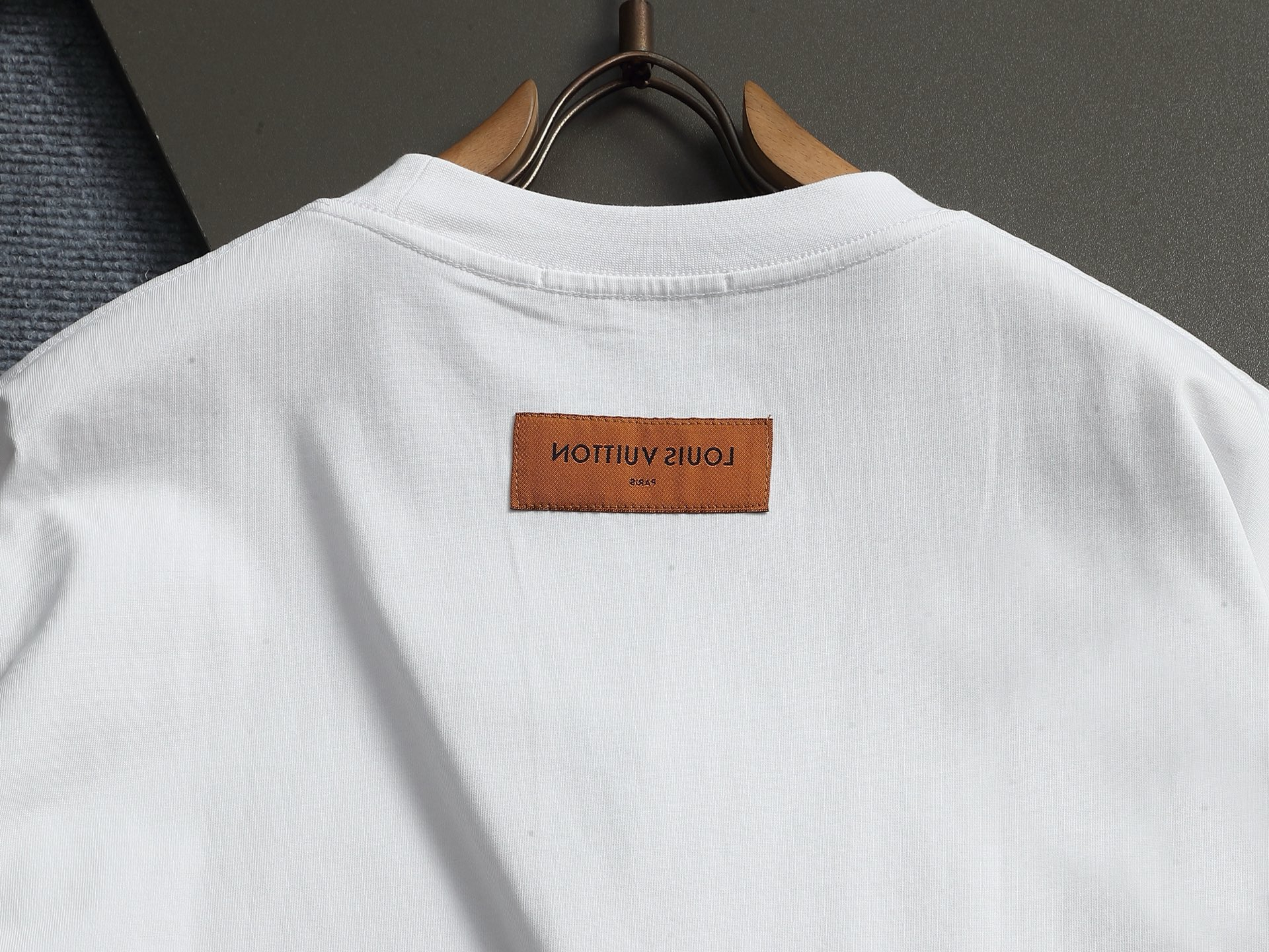 【LOUIS VUITTON】長袖 T シャツ