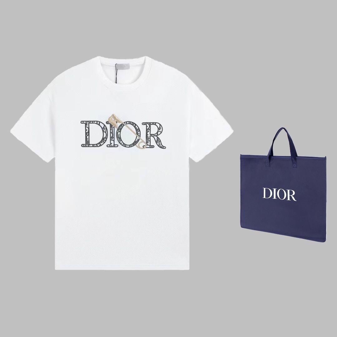 【DIOR】（ディオール）Tシャツ ご好評に付き再入荷！