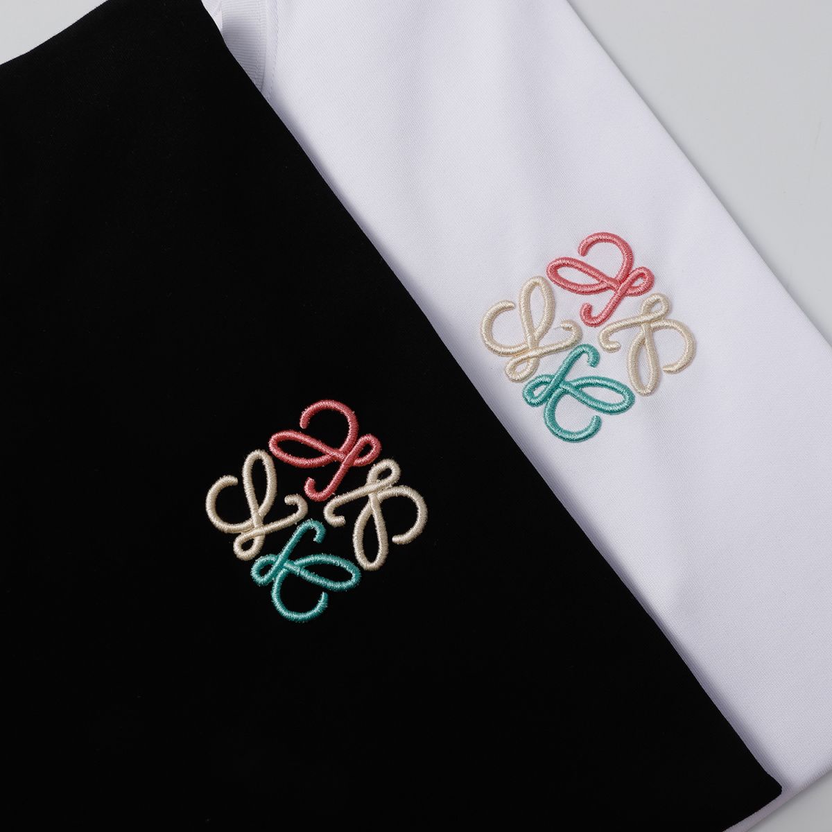 【LOEWE 公式旗艦店】（ロエベ）Tシャツ、ご好評に付き再入荷！