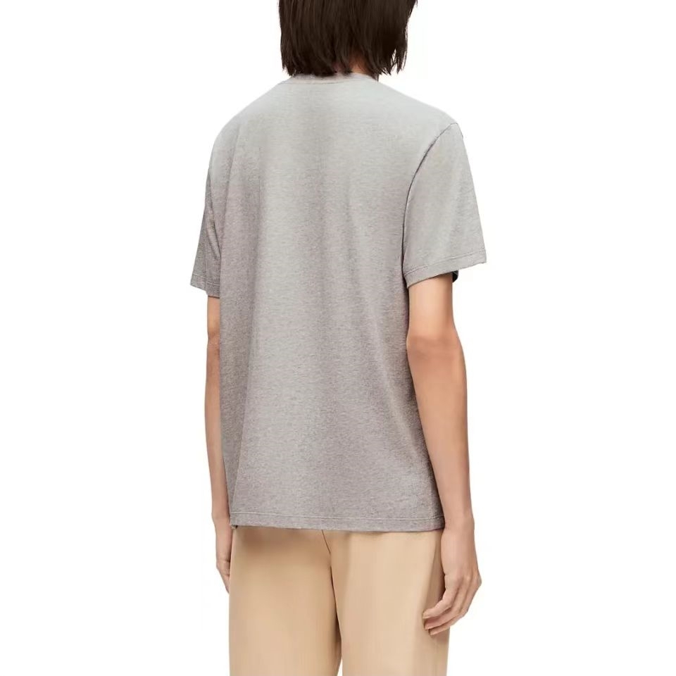 【LOEWE 公式旗艦店】（ロエベ）2024春夏新作ハウルの動く城柄丸首半袖Tシャツ 男女兼用