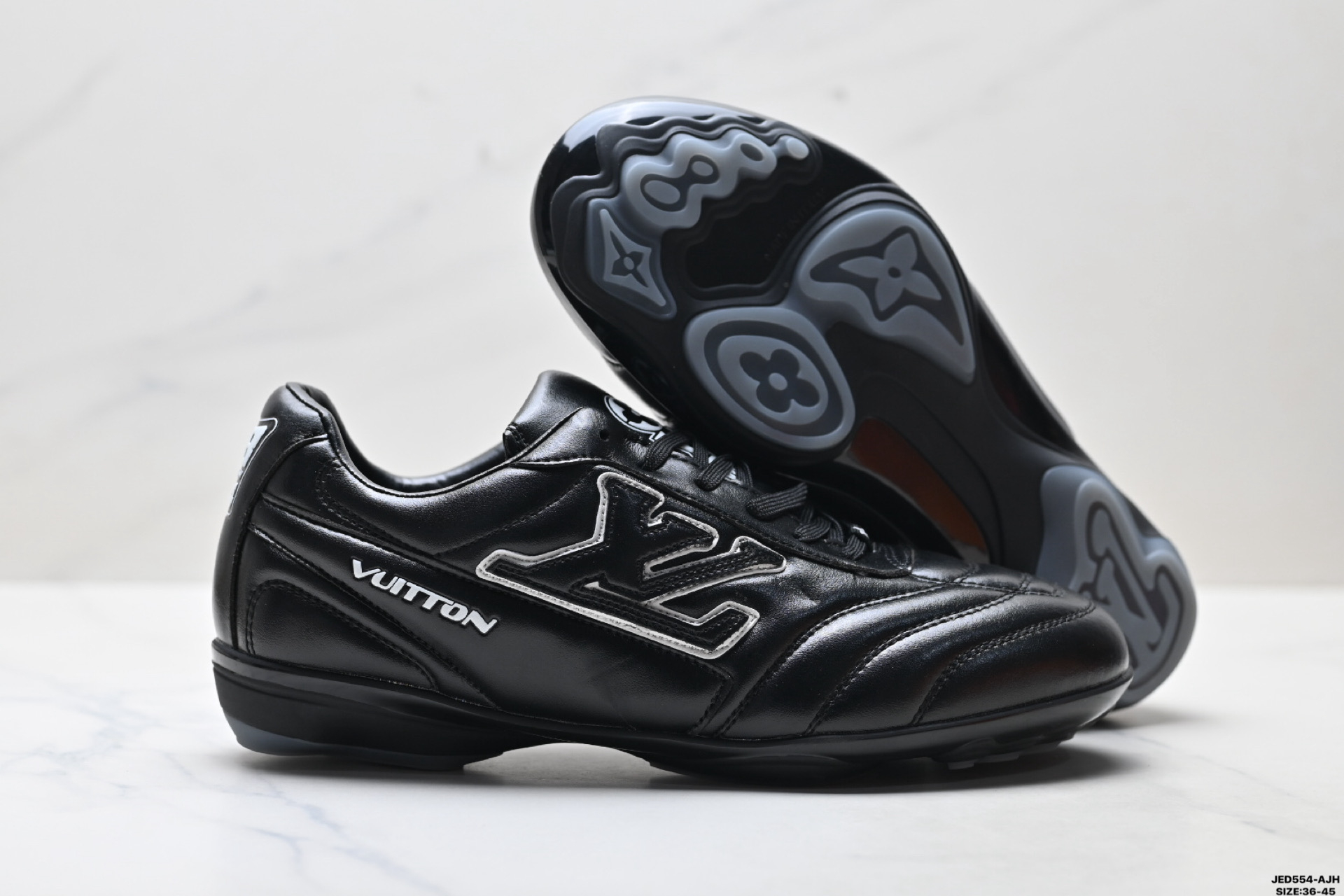LOUIS VUITTON ルイ・ヴィトン  FOOTPRINT SOCCER スニーカー カーフレザー 