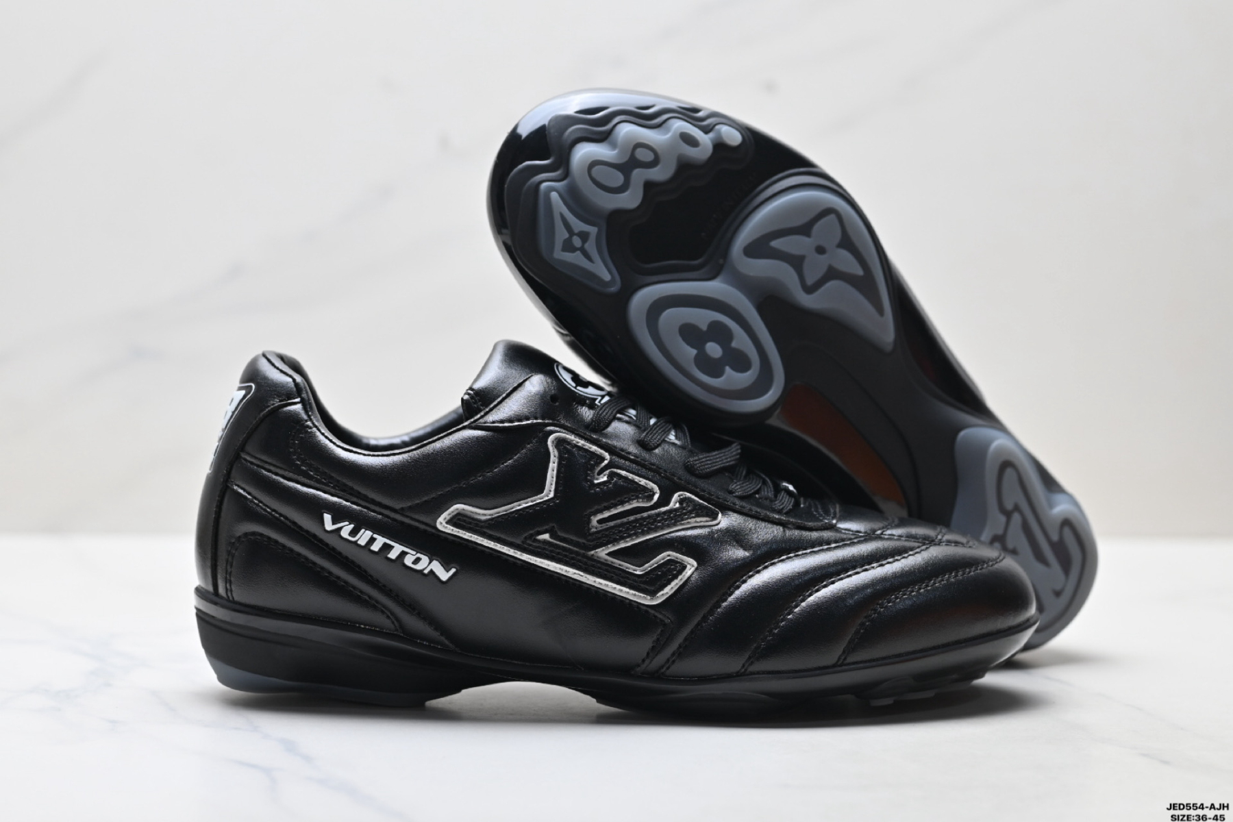 LOUIS VUITTON ルイ・ヴィトン  FOOTPRINT SOCCER スニーカー カーフレザー 