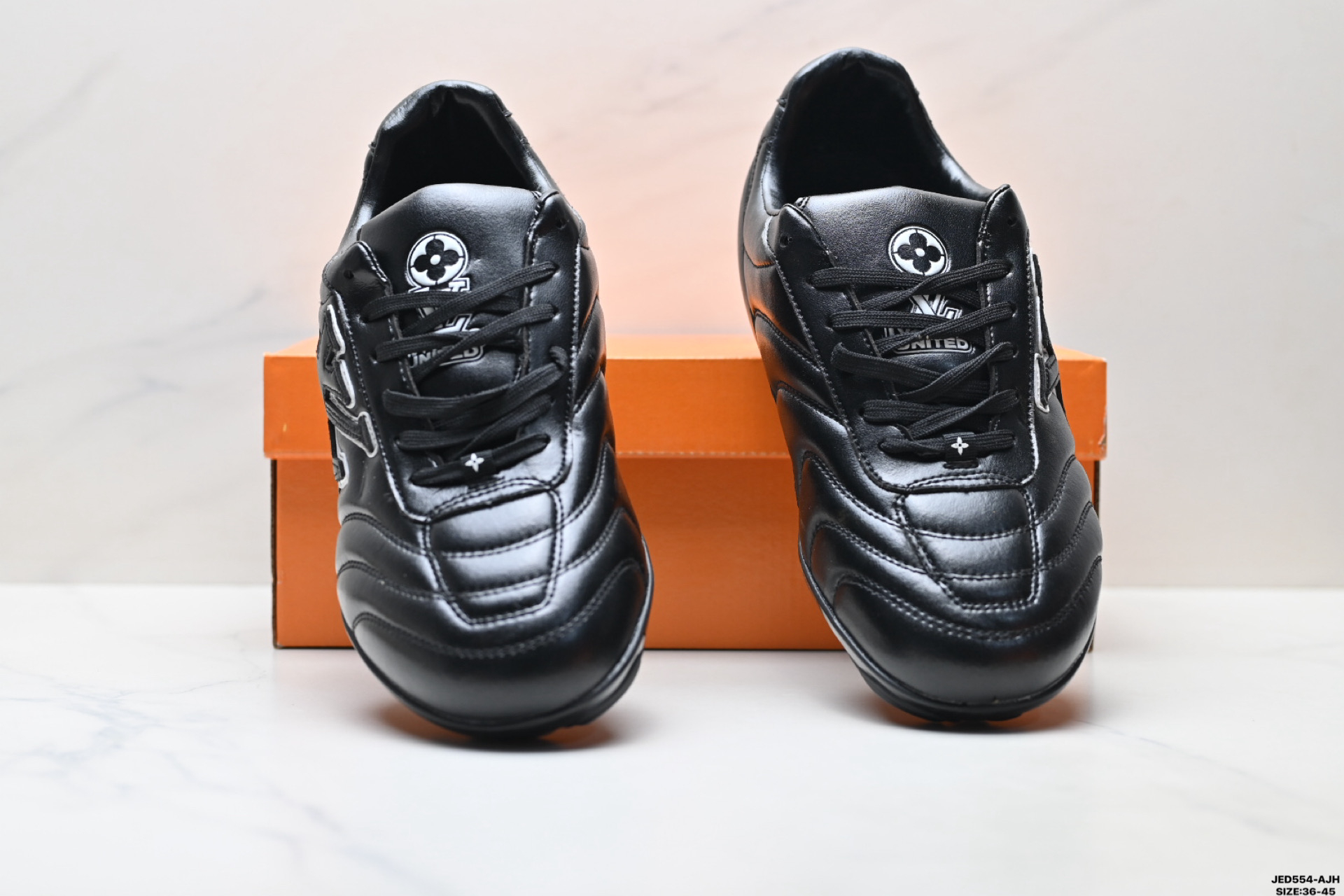 LOUIS VUITTON ルイ・ヴィトン  FOOTPRINT SOCCER スニーカー カーフレザー 