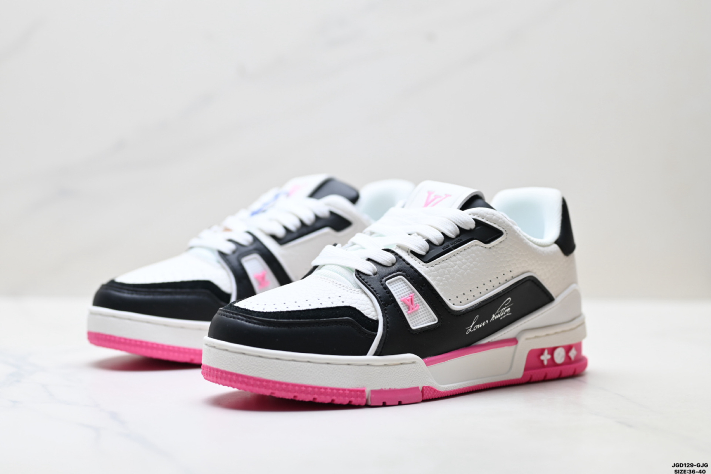 Louis Vuitton Trainer Sneaker ローカットスニーカー