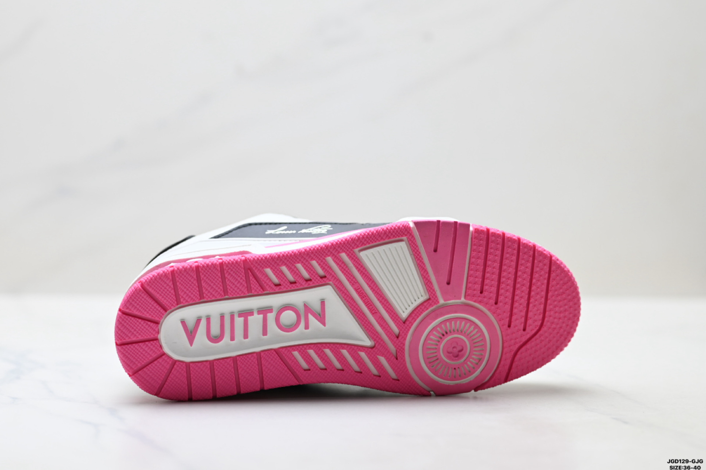 Louis Vuitton Trainer Sneaker ローカットスニーカー