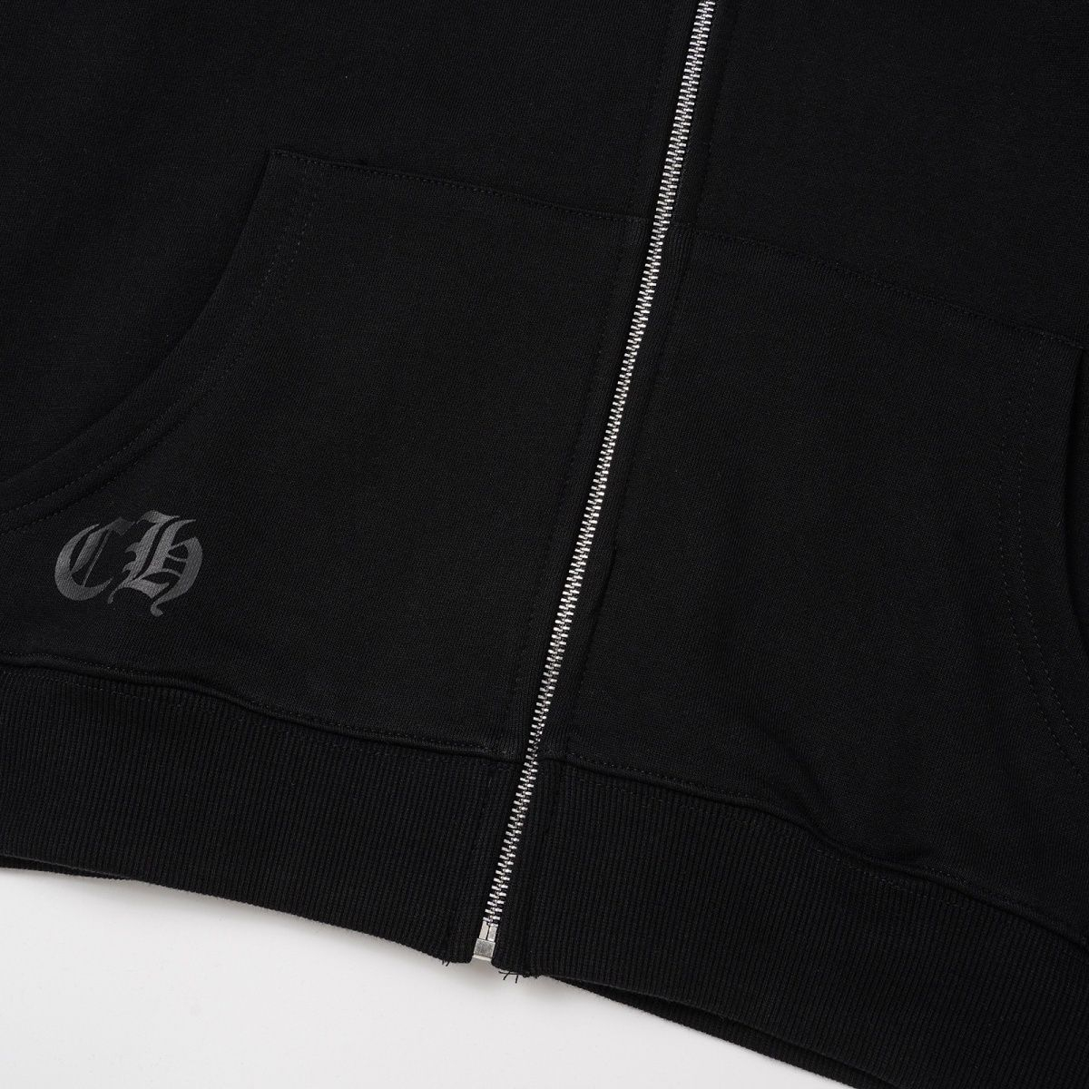 【CHROME HEARTS】パーカー