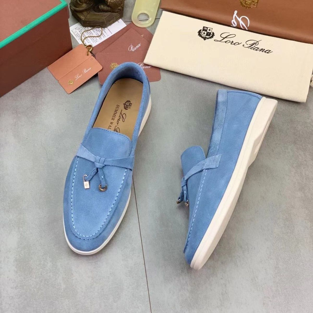 LORO PIANA♦ ウォーク スウェード ローファー