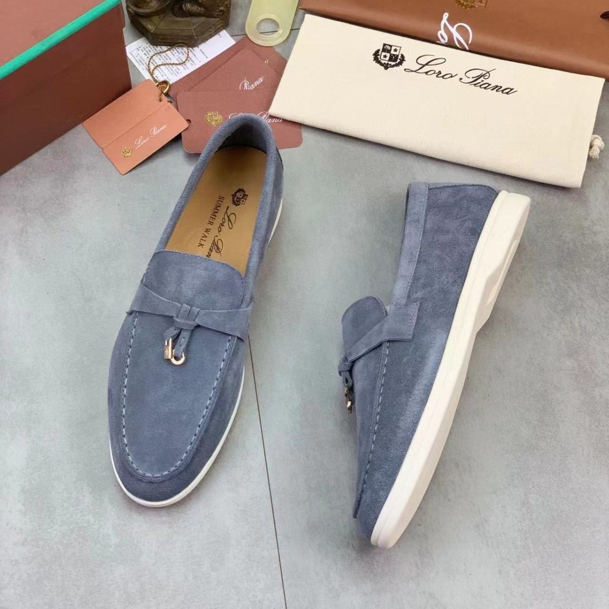 LORO PIANA♦ ウォーク スウェード ローファー