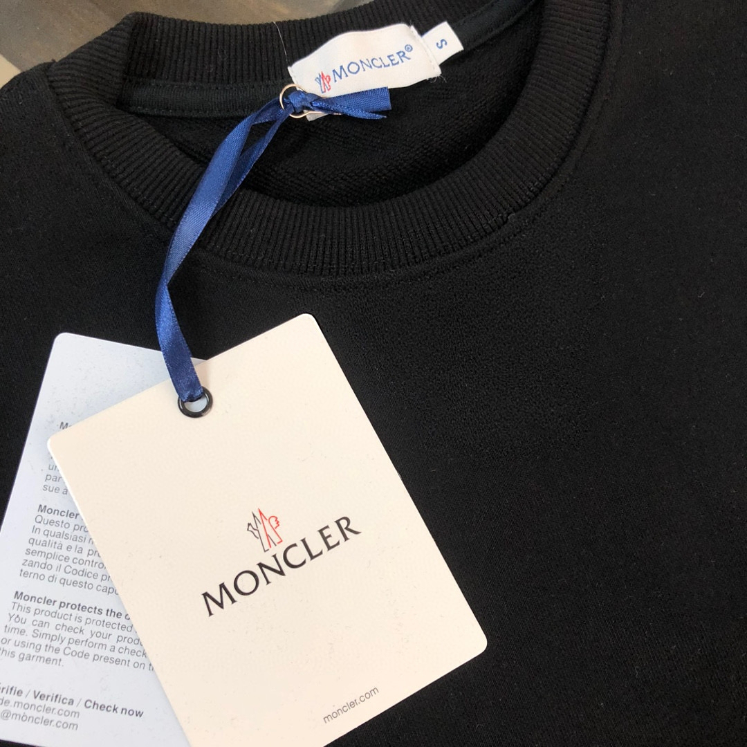 【MONCLER】長袖 T シャツ