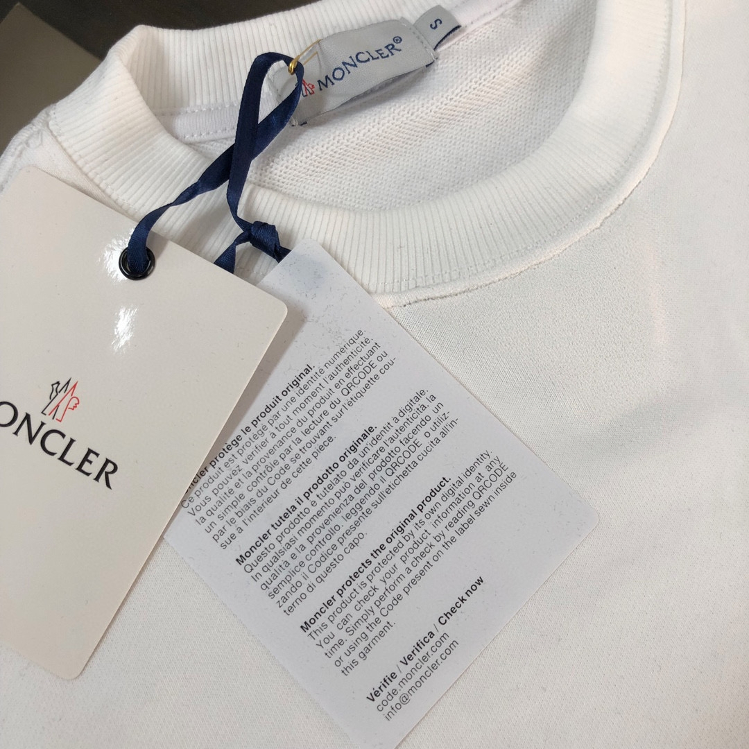 【MONCLER】長袖 T シャツ