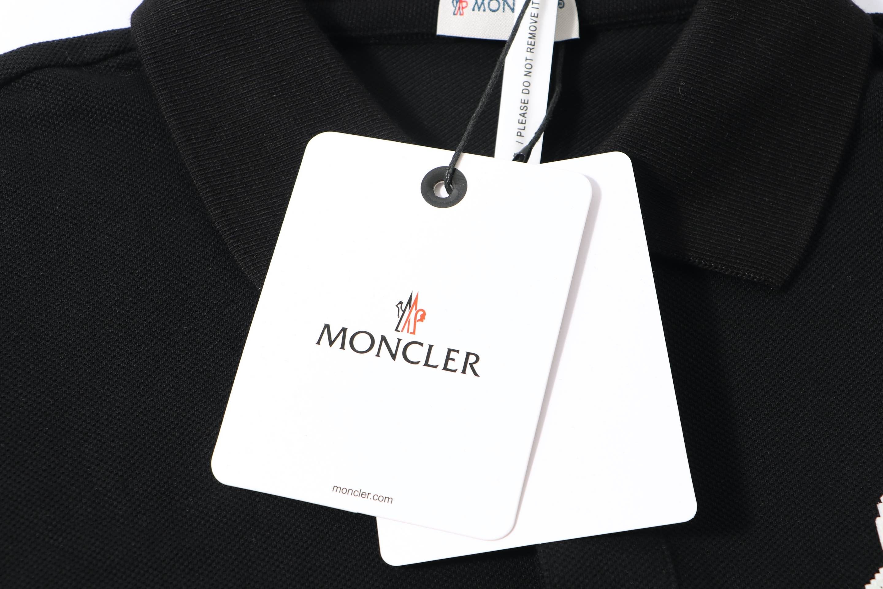 【MONCLER】半袖 T シャツ