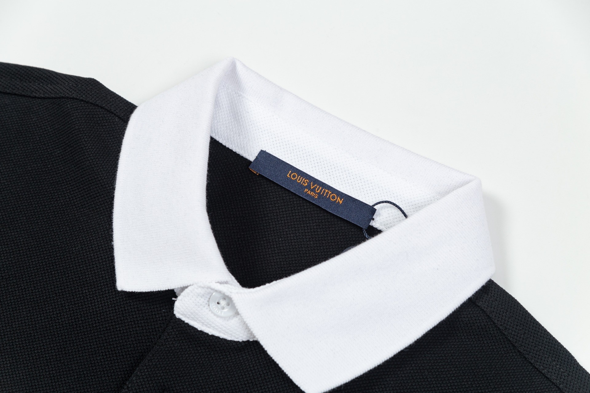 【LOUIS VUITTON】半袖 T シャツ
