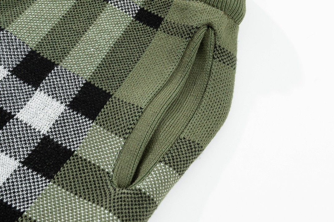 【BURBERRY】ショートパンツ