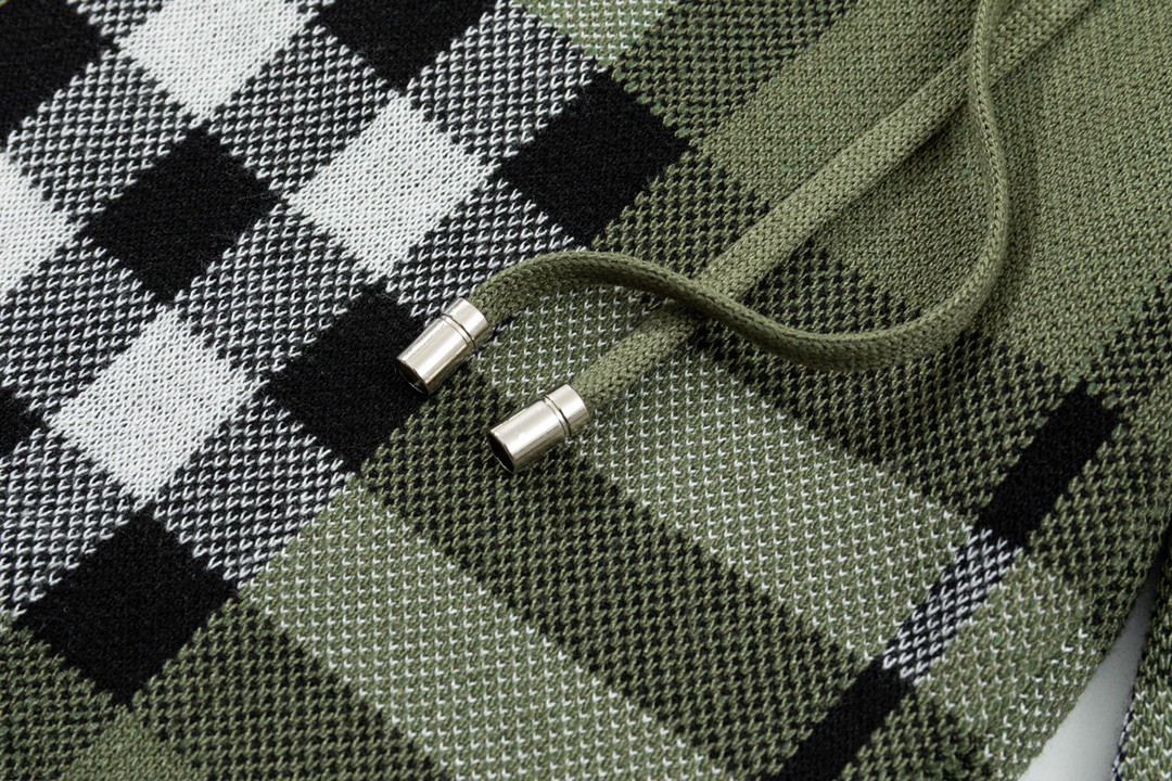 【BURBERRY】ショートパンツ