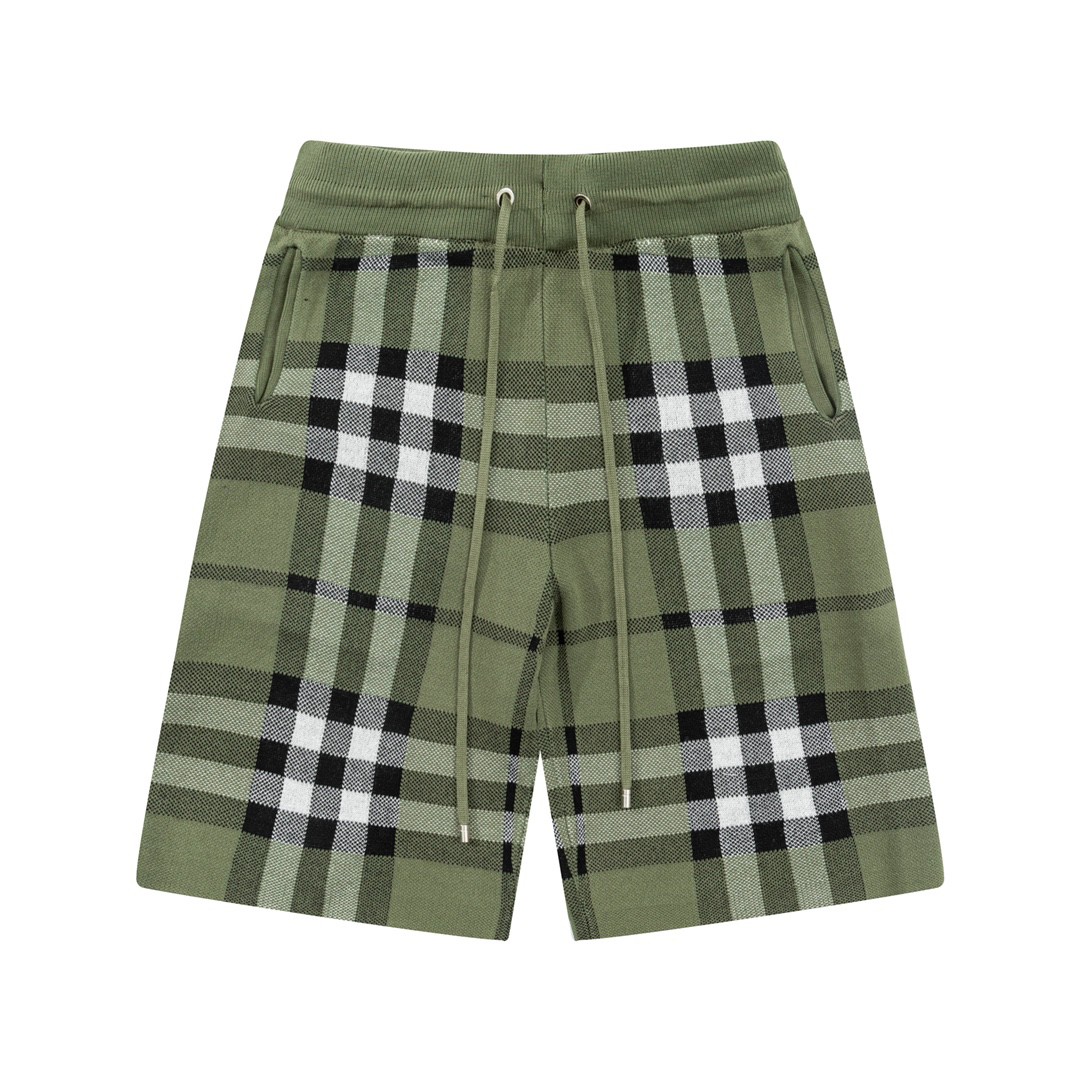 【BURBERRY】ショートパンツ
