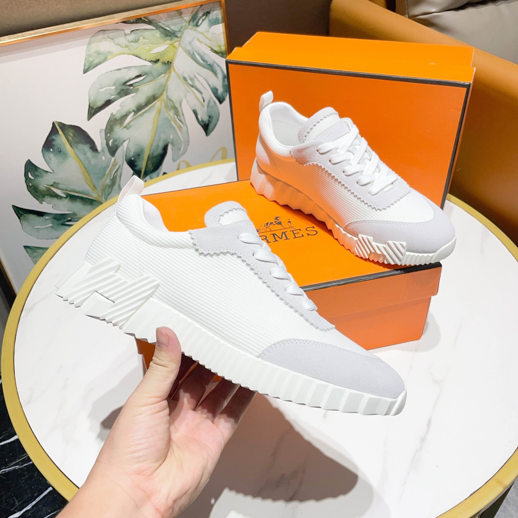 【大人気◆レザー×軽量ソール】HERMES バウンシング スニーカー