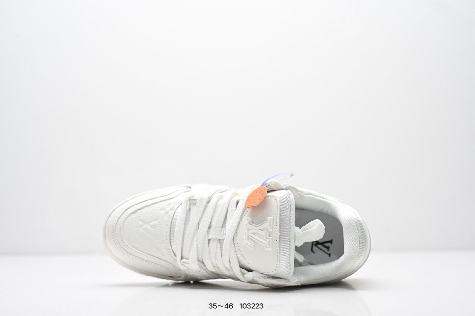 LOUIS VUITTON ルイヴィトン LV TRAINER スニーカー